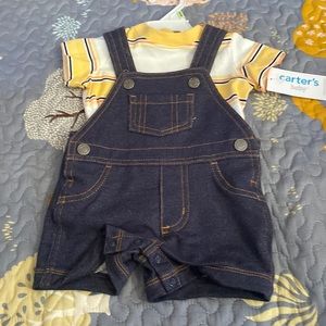 Carters short overall set